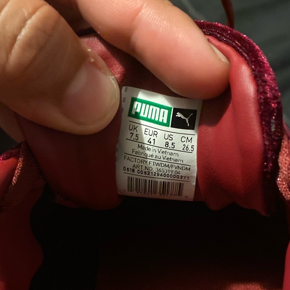 Burgandy Puma Shoes - Picture 5 of 5